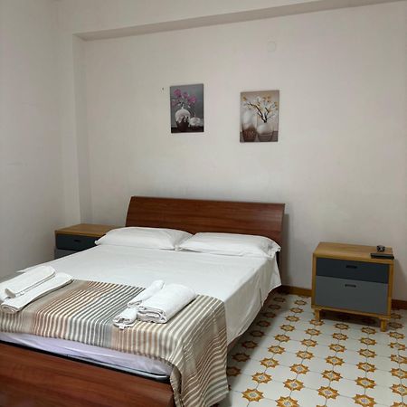 B&B Da Nonno Mario Battipaglia Buitenkant foto